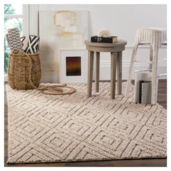 Glen Rug - Safavieh -Decor Haven Shop GUEST 4a4605b6 c0fd 4fe5 9128 b25a4c1311f4