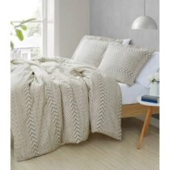 Brooklyn Loom Chase Comforter Set -Decor Haven Shop GUEST a36e67e2 1e12 4252 95e2 8c4e06ed81b6