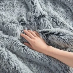 Intelligent Design Leena Shaggy Long Faux Fur Comforter Mini Set -Decor Haven Shop GUEST cc192d5e 37fd 4d8c bf72 a3799e2d9bda