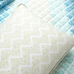 3pc Medallion Ombre Quilt & Sham Set - Lush Décor -Decor Haven Shop GUEST e8cc5e89 f0d8 499b 81ff 827e18ab1850